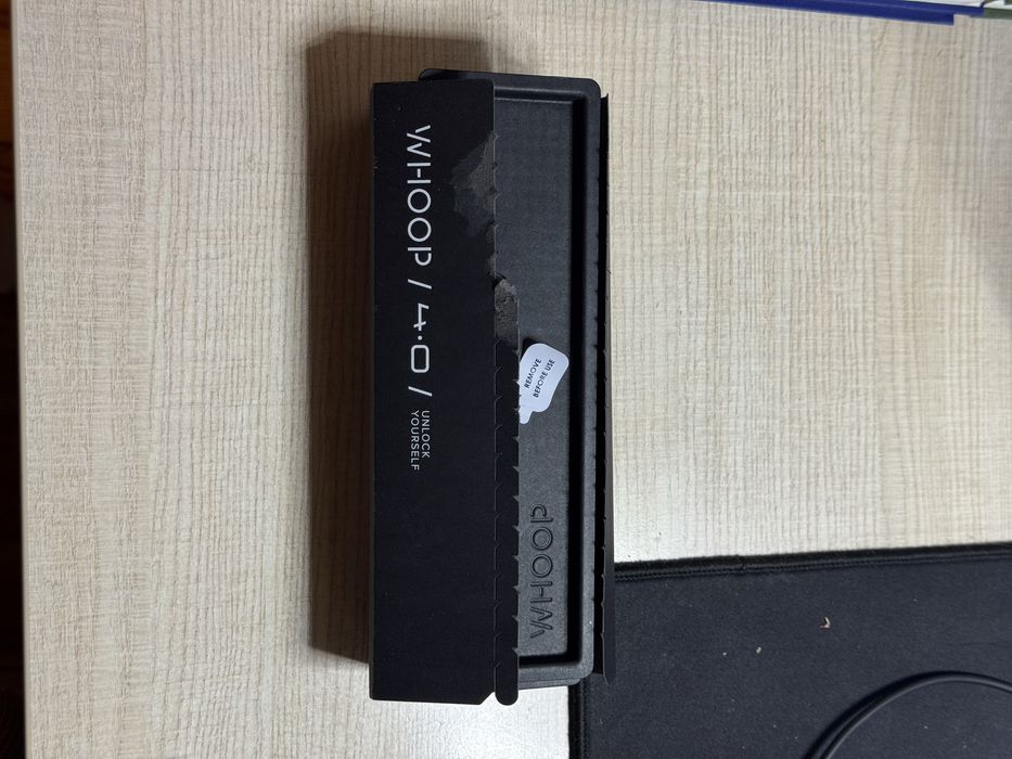 Фитнес браслет Whoop 4.0