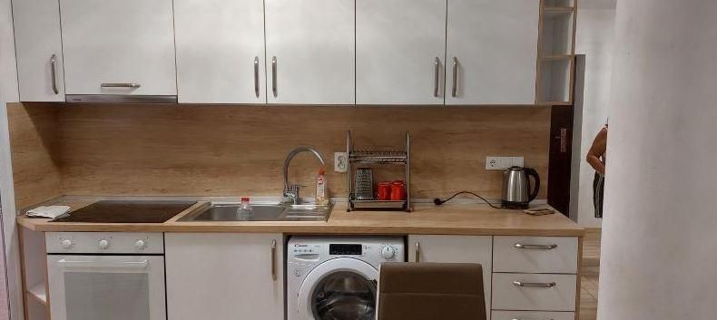 Дава се под наем Етаж от къща в Варна, Галата - 80 кв.м за 400 € - Снимка #2