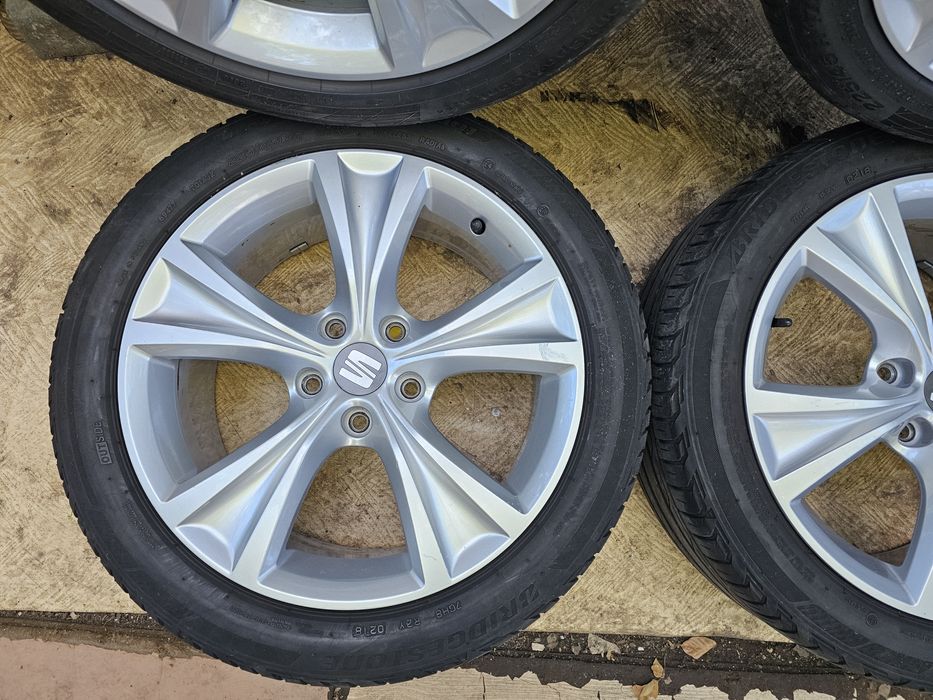 Jante aliaj 17" Skoda/Audi/Volkswagen cu anvelope 225/45/17 vara