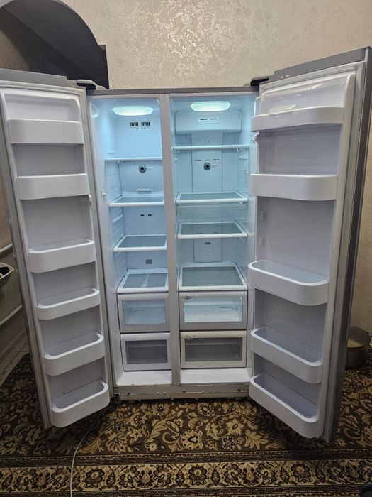 Продам ходильник Самсунг