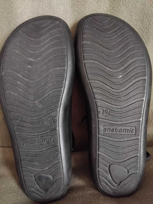 Дамски боси обувки номер 39 от еко кожа"anatomik"