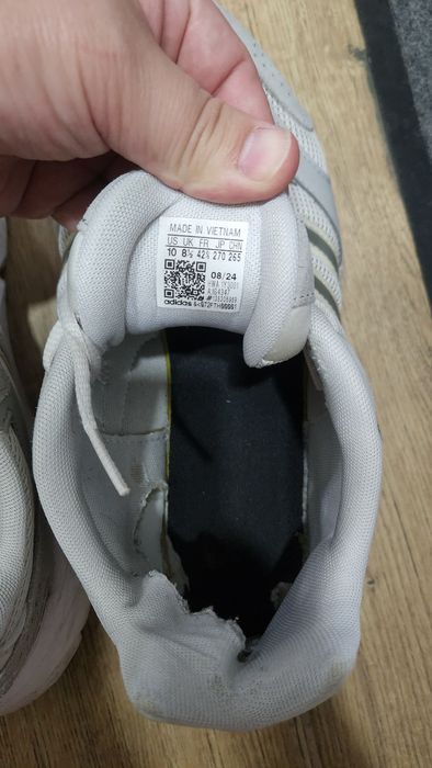 Кроссовки Adidas