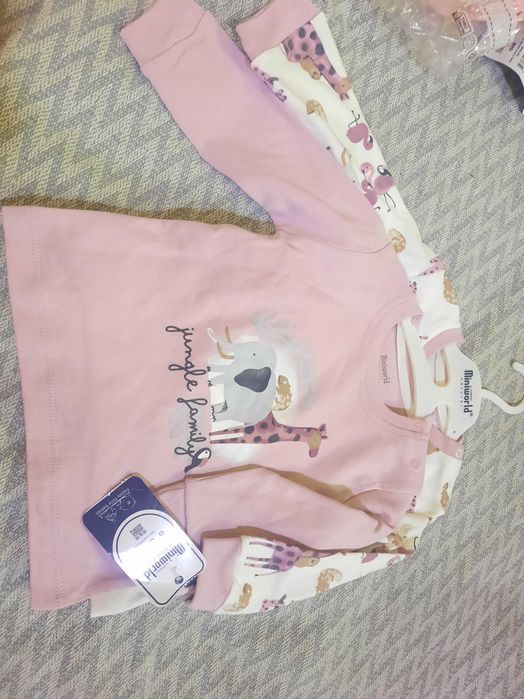 Detskiy kiyim va plit Fushia