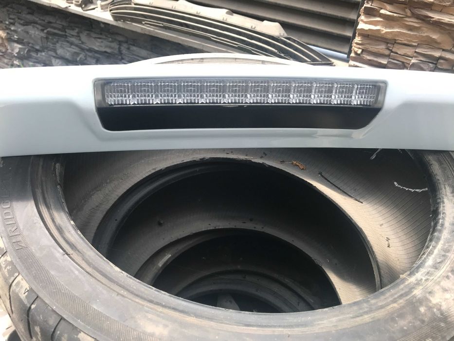 Спойлер на Subaru Forester SG