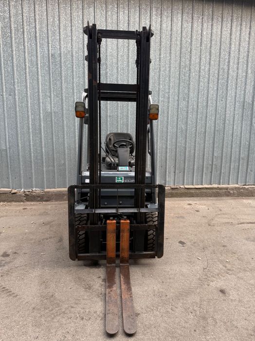 Вилочный Погрузчик Toyota 8FG15