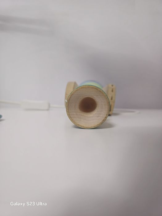 Kendama Sol aproape noua