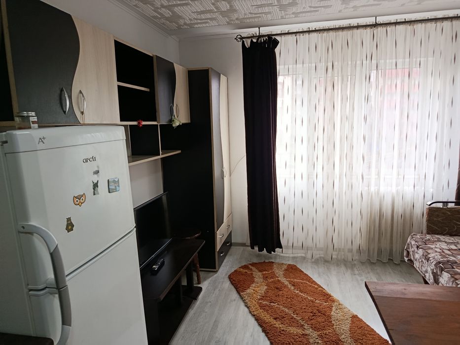 Minigarsonieră piața Nicolina