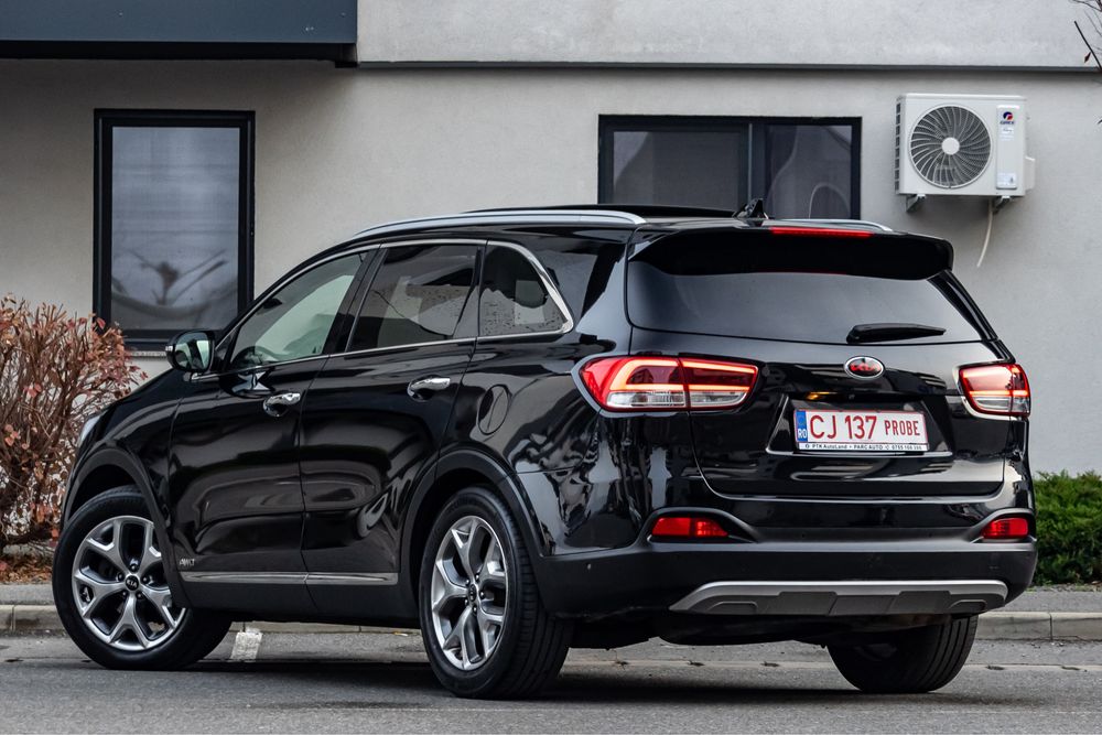 Kia Sorento GT Line / 2.2 CRDi / 7 locuri / 4x4 / Garantie / Rate