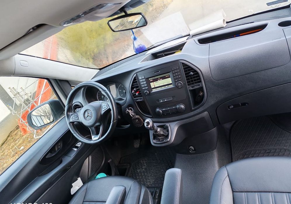 Mercedes Vito 2018 8+1 locuri