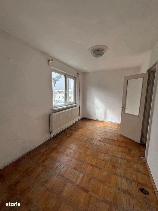 De vanzare apartament cu 2 camere si balcon, Pret 31000euro