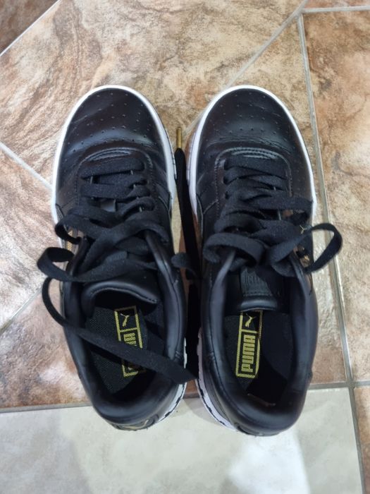 Adidași Puma din piele