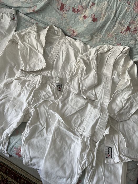 Кимоно белые для спорта