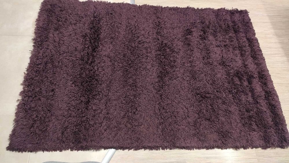 Килим лилав за хол