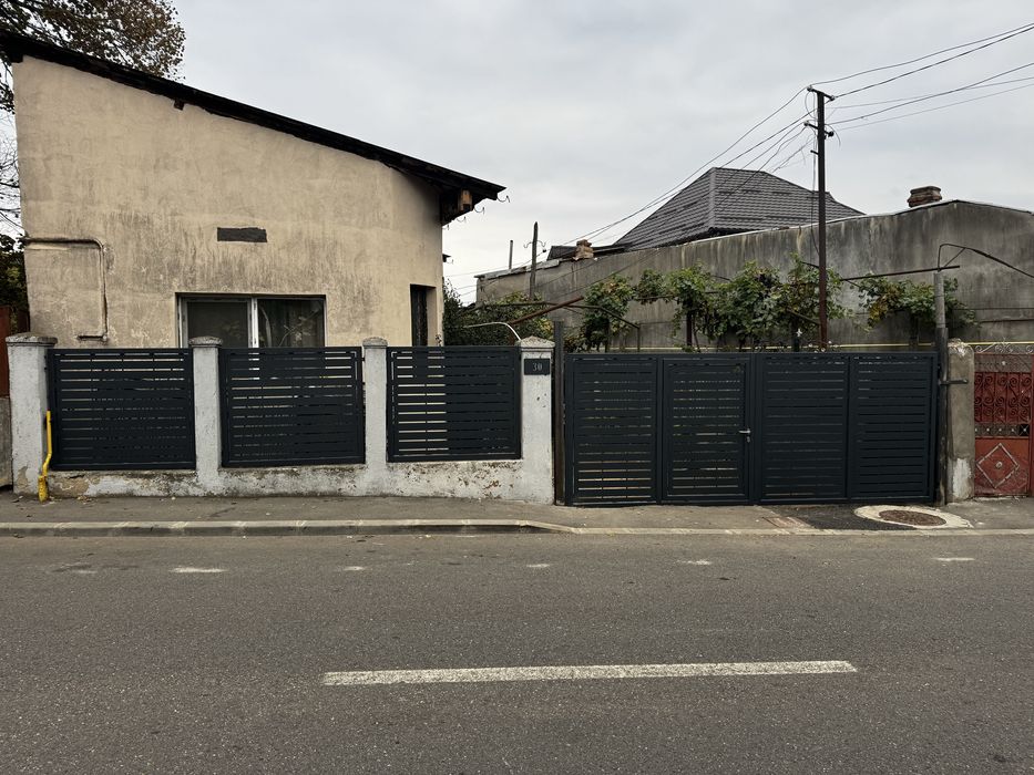 Porti metalice garduri balustrade