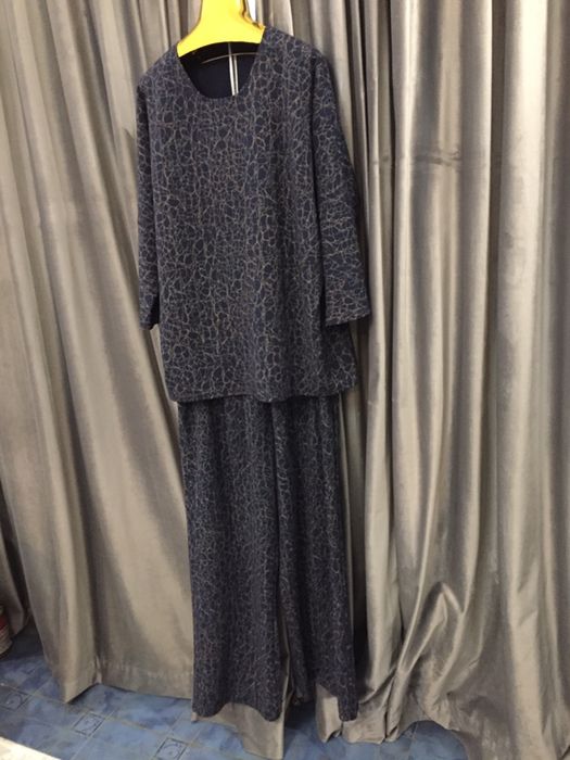 Костюм брючный размер 52-54