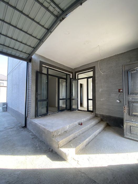 Farg’ona shahar Aeraport katejlar 2 qavatli uy sotiladi