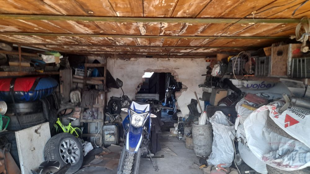 Продаю 2 гаража 12 м