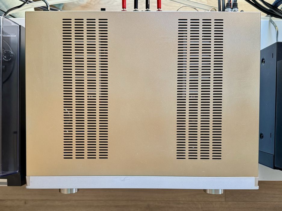 Amplificator Marantz PM7000
