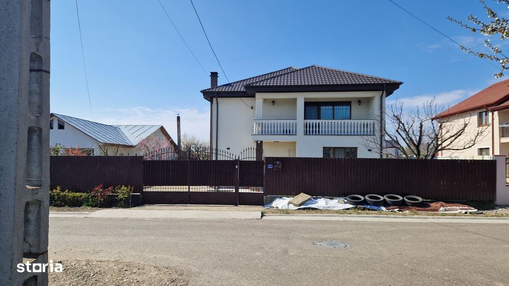 Casa spatioasa intr-o zona de poveste !!