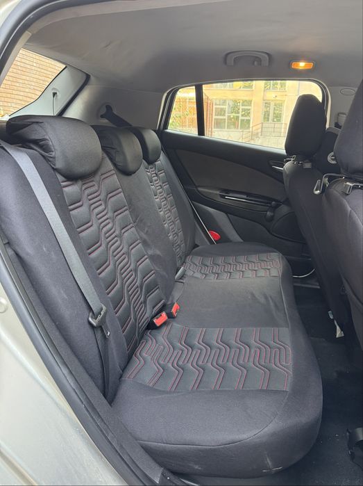 Vând Fiat Bravo II 1.9 JTD luna 12 2007