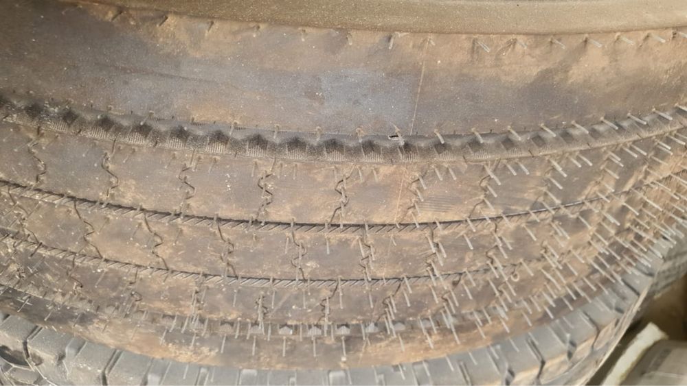 Продам шины для габаритных машин срочно