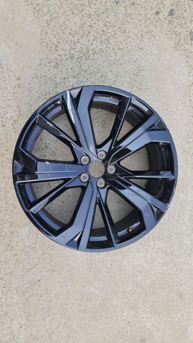 1buc janta 21 Volvo XC60 XC90 32134533 10 spoke