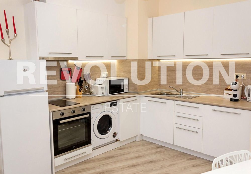 Дава се под наем Тристаен апартамент в Варна, Аспарухово - 100 кв.м за 847.62 € - Снимка #3