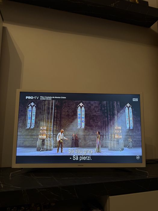 Vând Smart TV Samsung - stare bună