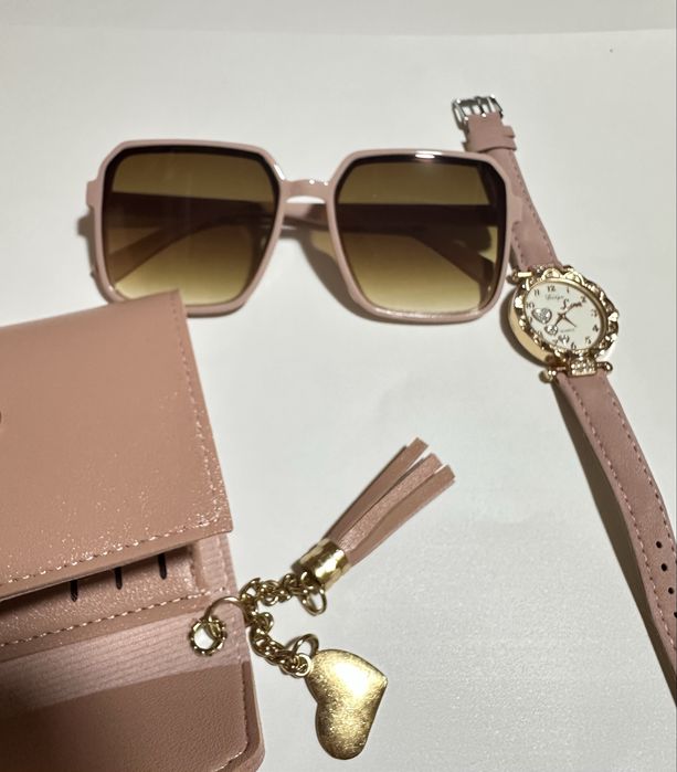 Женские часы новые