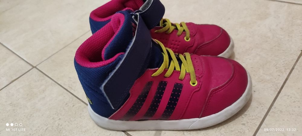 Маратонки и сандали Nike,Adidas 27 и 24 номер