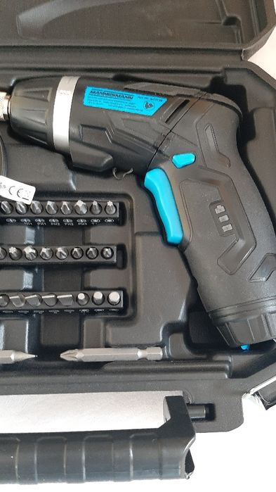 Комплект акумулаторна отверка