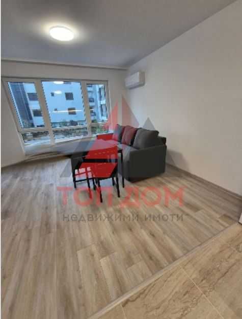 Дава се под наем Двустаен апартамент в Варна, Център - 75 кв.м за 613 € - Снимка #1