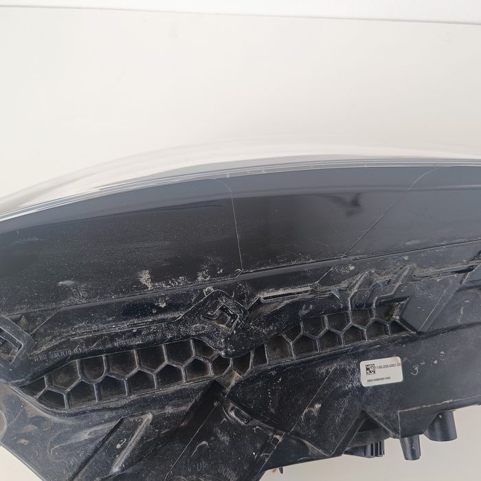 Ляв фар за SKODA SUPERB III (3V3)(3V5) B8 - 3V1941015D 3V1941015E 2019-2024