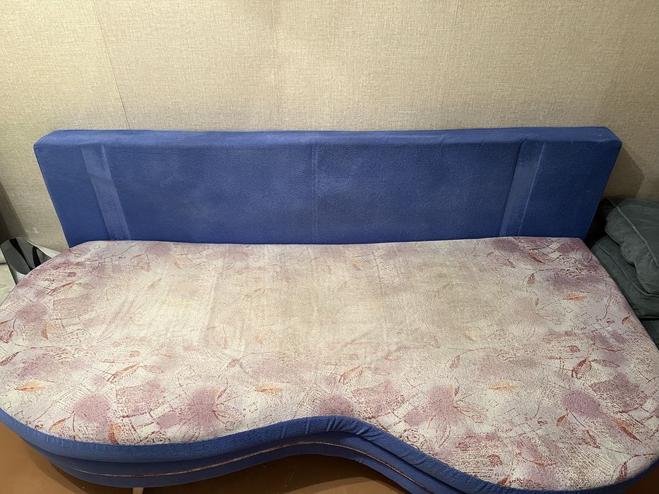 Диван тахта в хошем состоянии