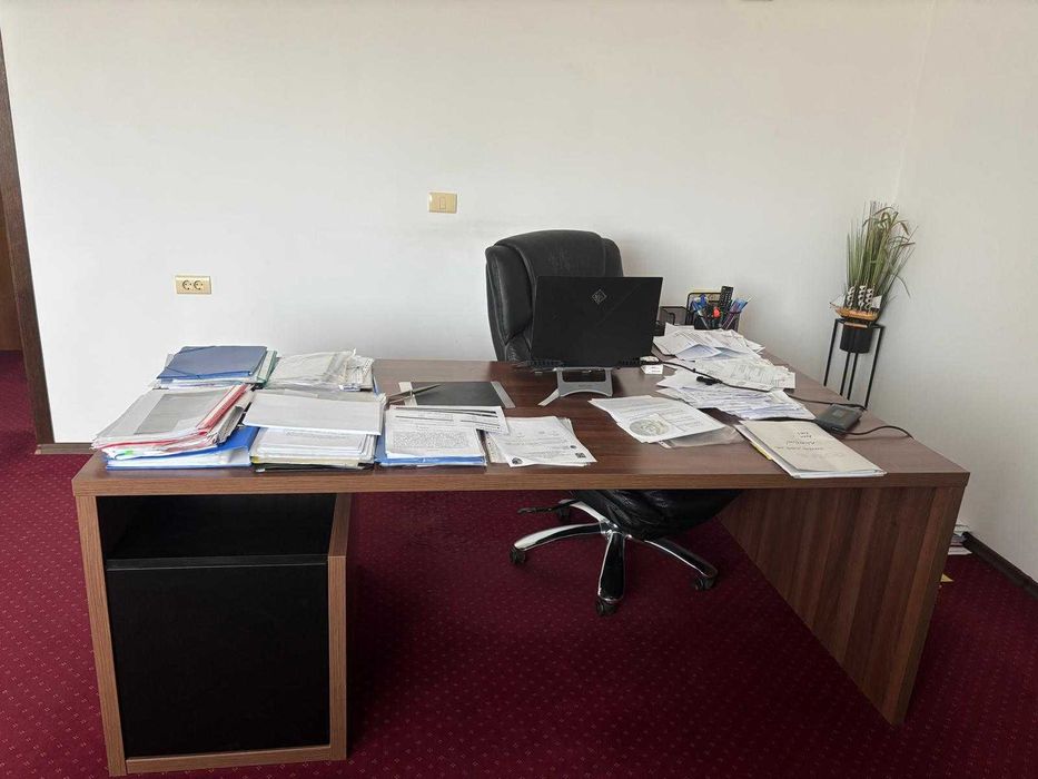 Vând mobilă de birou – Stare excelentă / Preț avantajos