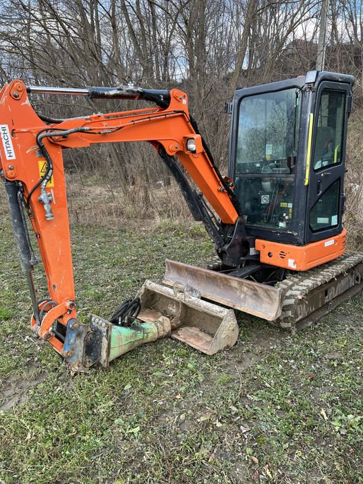 Excavatoare Hitachi