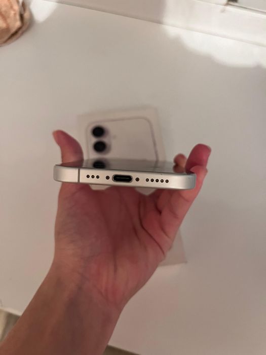 iPhone 16 128гб срочно келисим бар