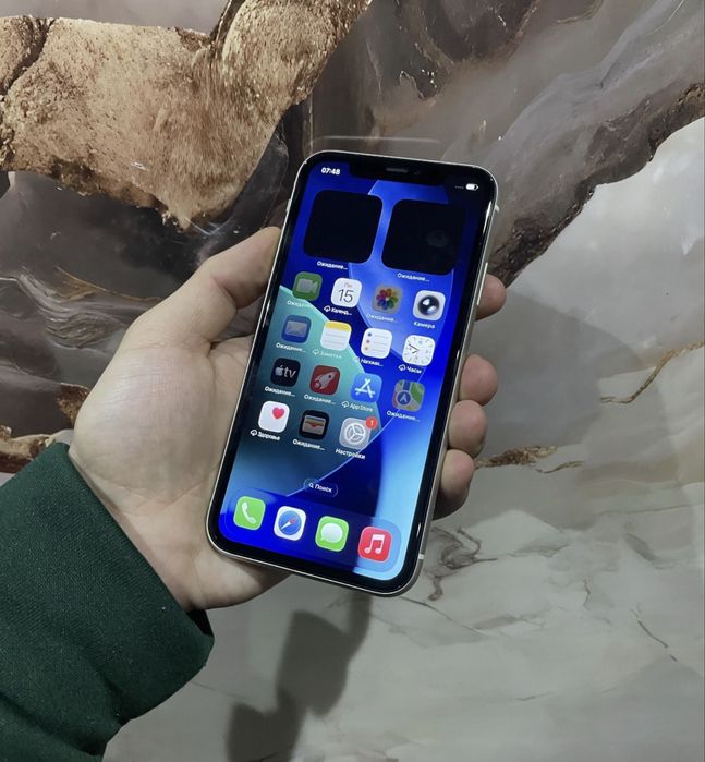 Продам телефон Айфон 11 128Gb