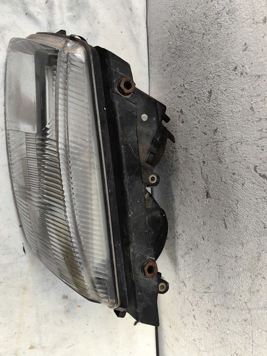Оригинален фар Vw Passat B5