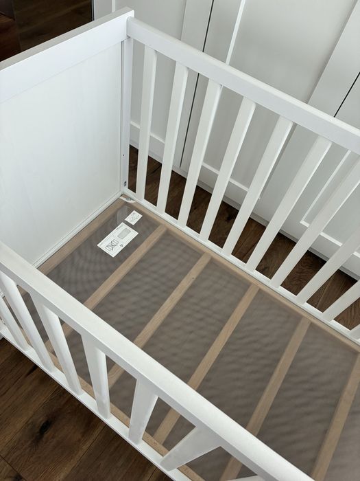 Бебешко легло IKEA SUNDVIK с матрак Pierre Cardin
