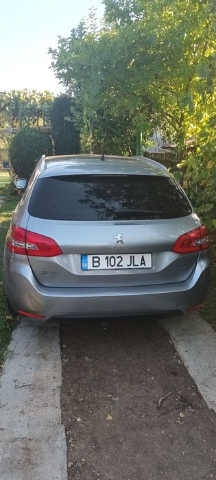Vând Peugeot 308 1.6 hdi blue  2014, Full option, stare excepțională cu filtru de particule,  disc  ambreaj, distribuție  toate noi.