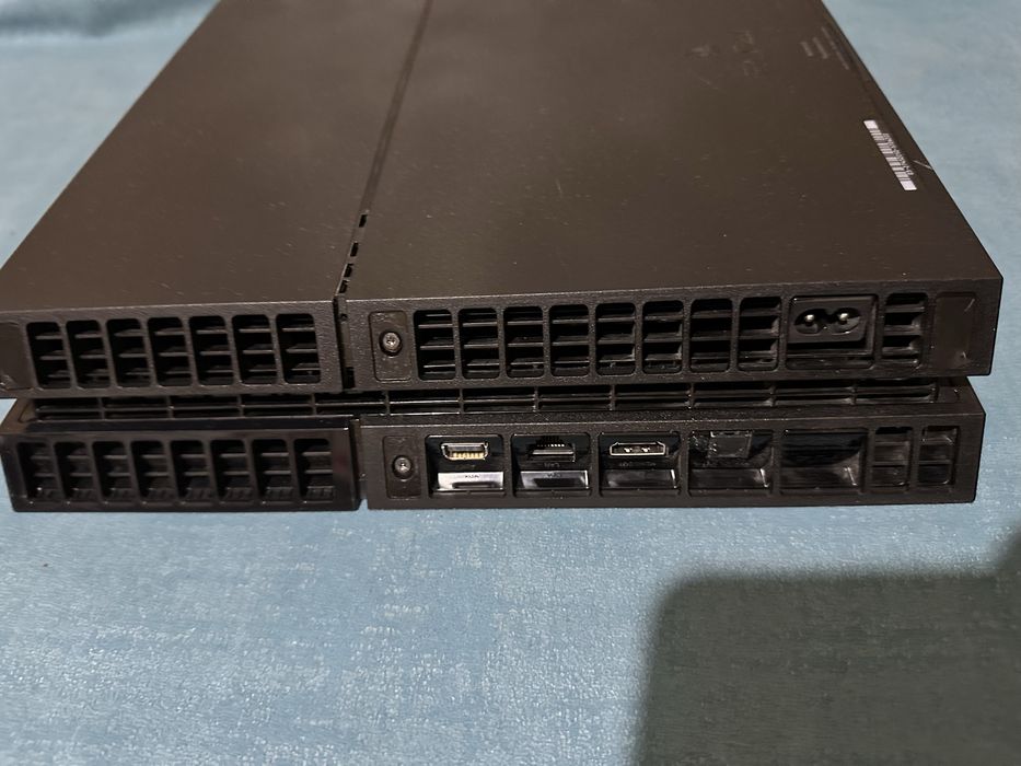 Продам PS4 Fat 512