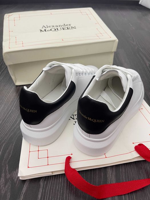 Adidasi Alexander Mc Queen l Produs NOU Premium din Piele - Full Box