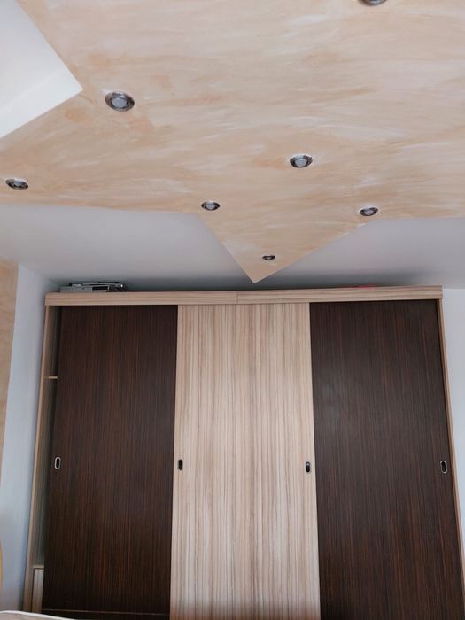 Închiriez apartament pe perioada untold