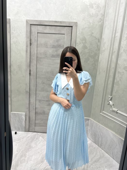 продам платье летнее, ниже колен
