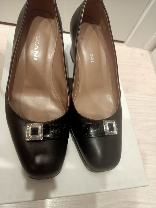 Продам обувь Италия размер 38