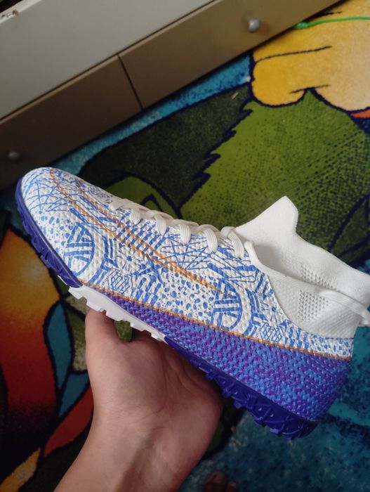 Сороканожки Nike