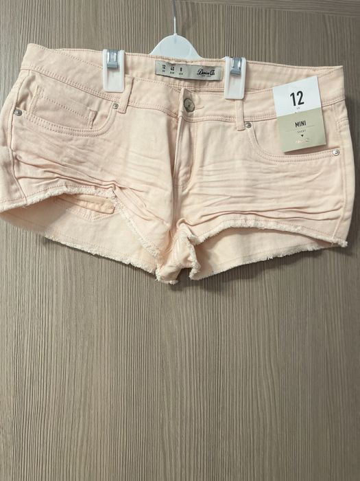 Pantaloni scurti femei din denim marimea 40 roz deschis