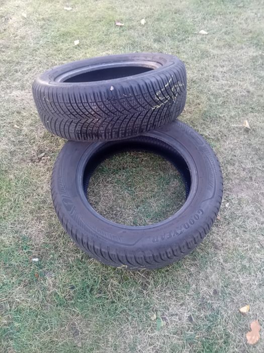 Anvelope iarnă 215 60 17