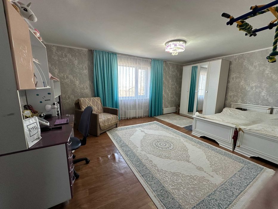 Продам коттедж в Заречном